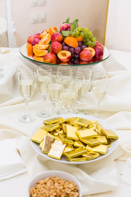 Champagne with light snack serving on welcome