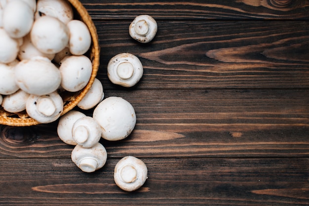 Champignons on a wooden table