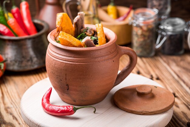 Photo chanakhi, georgian cuisine