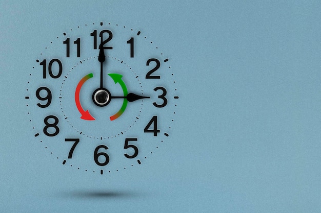 時刻の変更 青色の背景に冬時間と夏時間 春と秋の時間を変更します 分針のある時計は、1 時間前または 1 時間先の時間の変更を示します