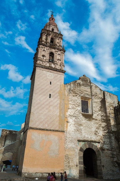 Часовня Санта-Мария, римско-католическая церковь епархии Куэрнавака, расположенная в городе Куэрнавака, Морелос