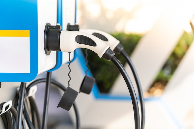 Charging an electric car 