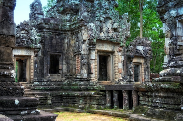 Chau zegt Tevoda-tempel in complexe Angkor-tempels