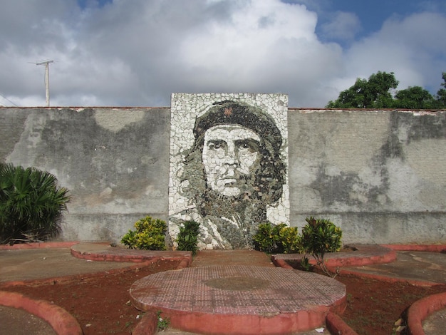 Photo che guevara mural in the streetof matanzas cuba