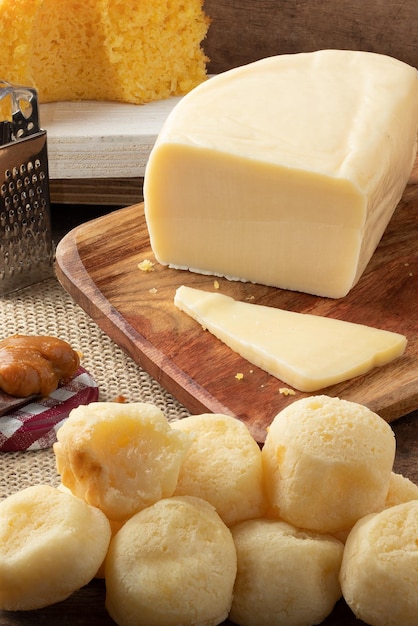 Cheese bread served with cheese and cake