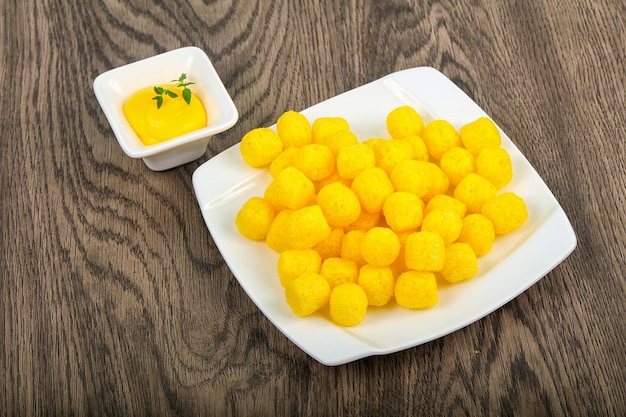 Cheese corn balls