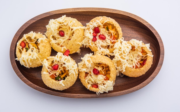 Foto formaggio pani puri o golgappa o panipuri o palle d'acqua