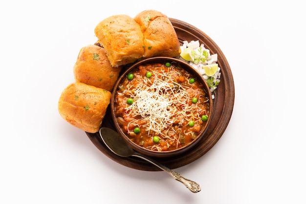 Cheese Pav Bhaji Recept is een Bhajipav-recept voor straatvoedsel met toevoeging van kaas