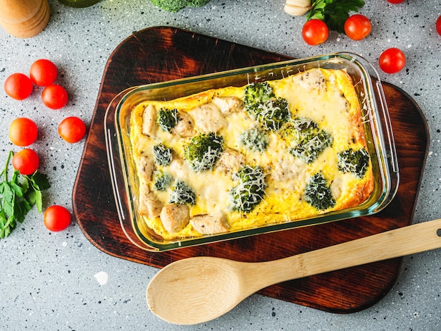 치즈 브로콜리 캐서롤 구운 편안한 음식