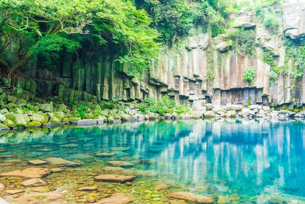 済州島のチョンジェヨン滝