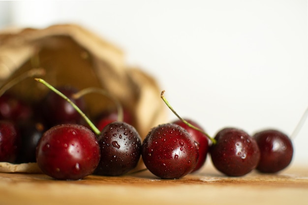 Cherries woke up from a simple package on the table