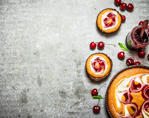 Cherry pie with sour cream