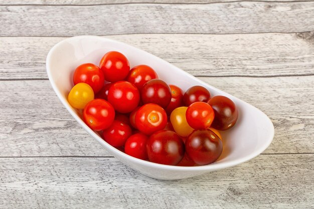 Cherry tomato heap