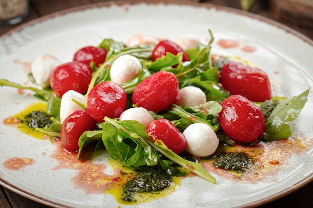 Cherry tomato and mozzarella cheese salad