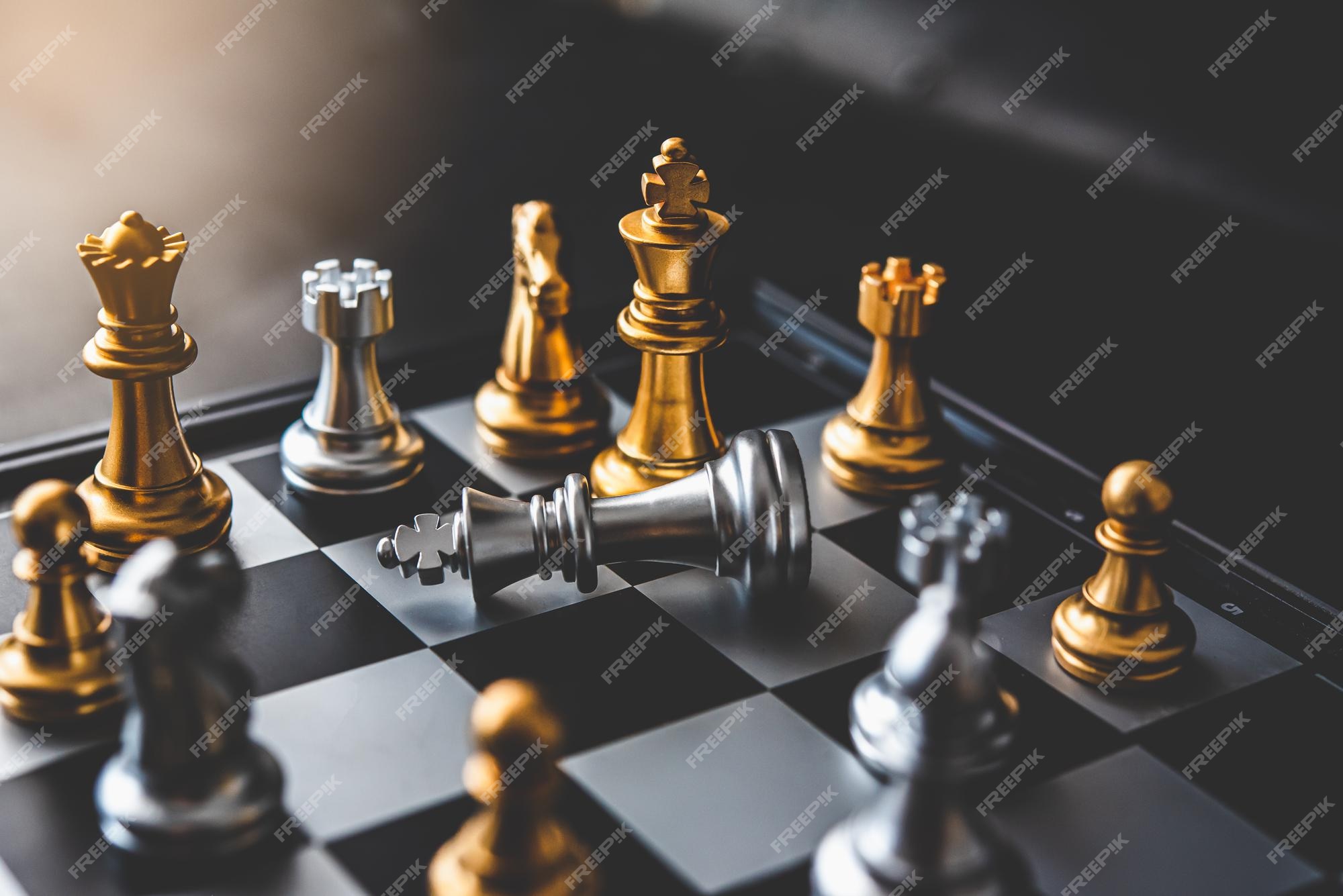 Investment Leadership Concept : The King Chess Piece With Chess Others  Nearby Go Down From Floating Board Game Concept Of Business Ideas And  Competition And Strategy Plan Success Meaning, Stock Photo, Picture