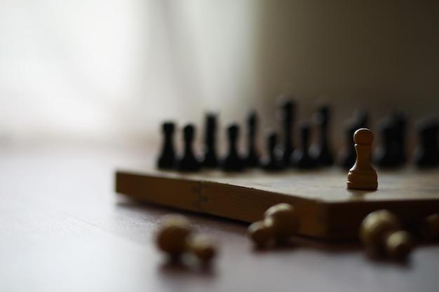 아이디어와 경쟁 및 전략 계획 및 결정 개념을 위한 체스 보드 게임