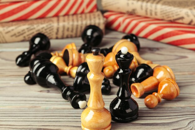 chess figures 