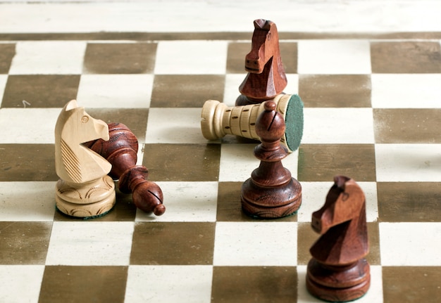 chess figures