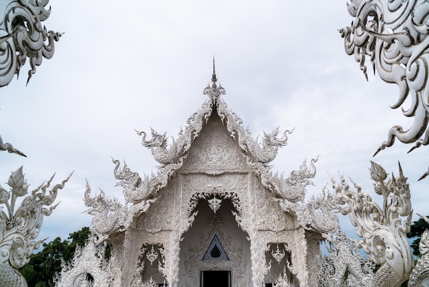 Chiang rai Thailand 24 nov 2022 Wat Rong Khun FamousTemple of Witte Tempel in Chiangrai, Thailand