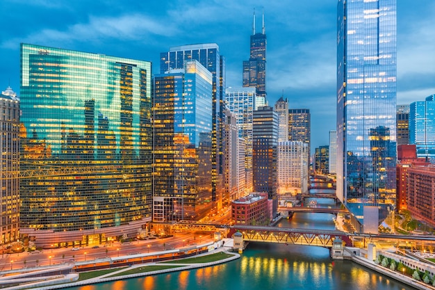 Chicago illinois usa cityscape over the river at twilight