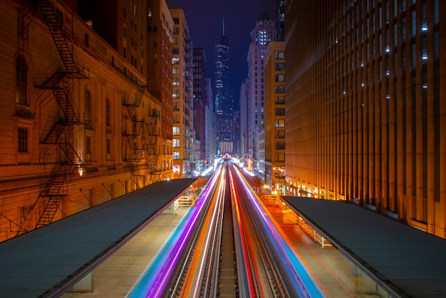 Foto strada di chicago con linee di movimento