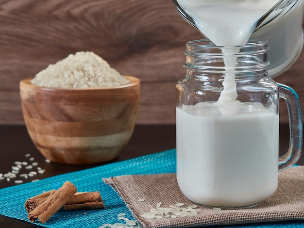 Foto chicha de arroz con cannella bevanda tipica venezuelana