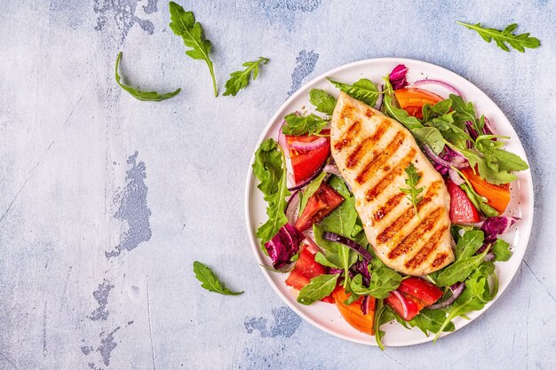 Chicken breast with fresh salad