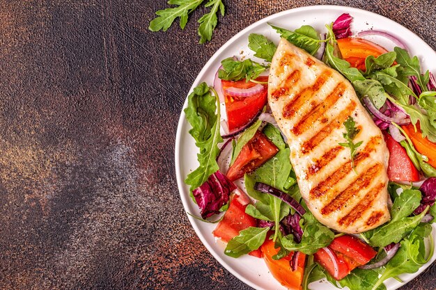 Chicken breast with fresh salad