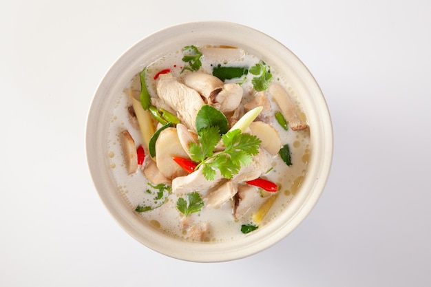 Chicken Coconut Soup (Tom Kha Kai) Thais eten