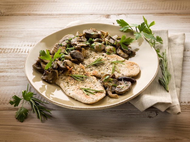 Chicken fillet with sauteed mushroom