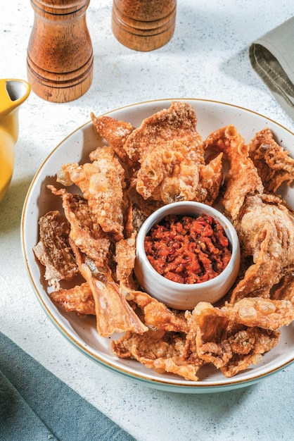 CHICKEN SKIN CHIPS