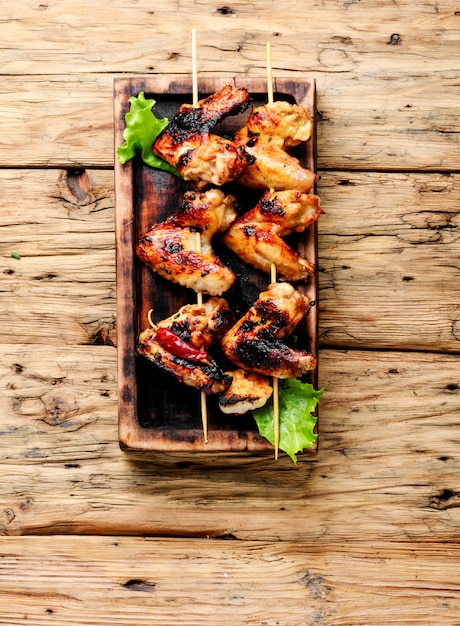 Chicken wings with crispy crust