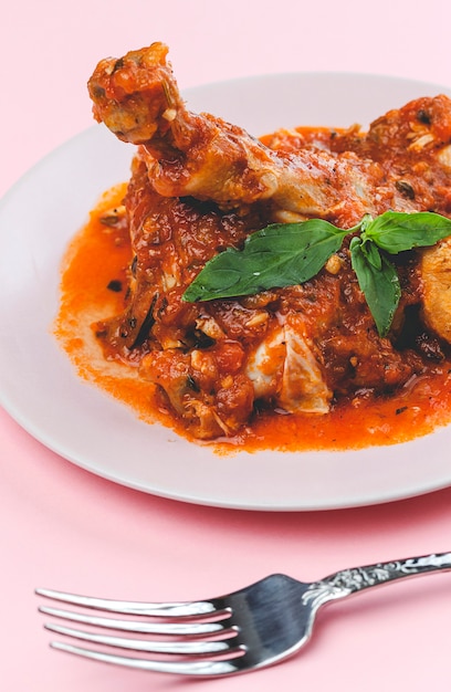 Chicken with tomato sauce