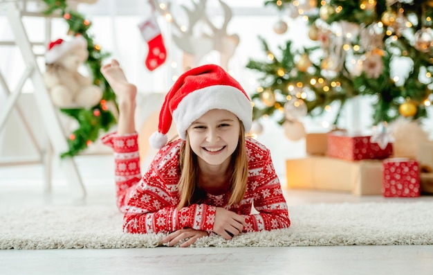 クリスマスの時期の子供