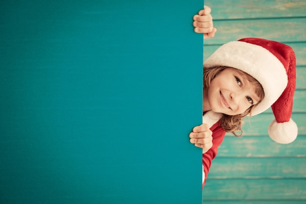 Photo child holding banner