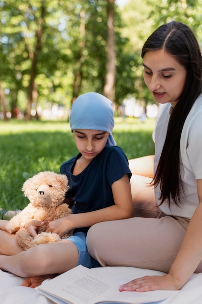 Photo child suffering from cancer