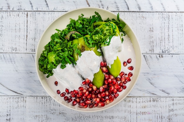 Chiles en nogada, Mexicaans eten