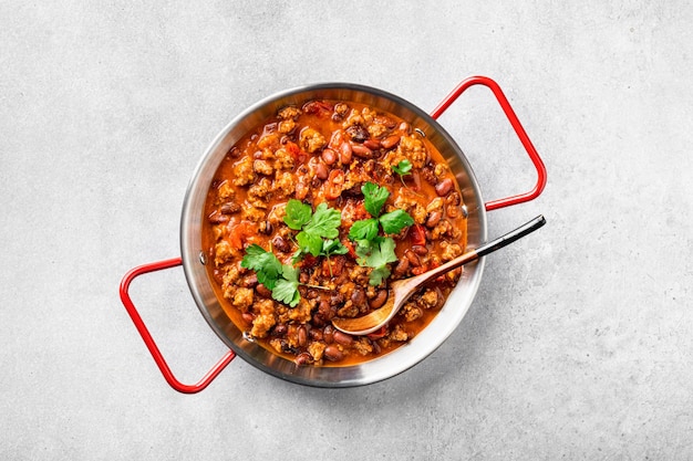 Chili con carne традиционная мексиканская еда вид сверху