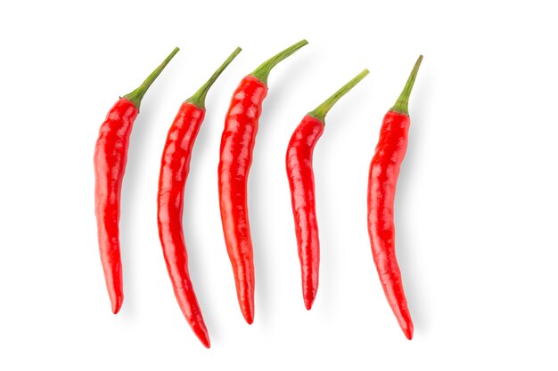 Peperoncino isolato su uno sfondo bianco clipping path