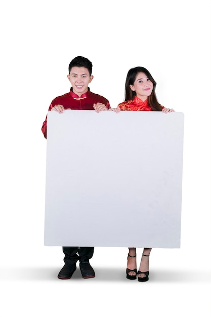 Chinees echtpaar met een blanco whiteboard