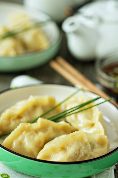 Photo chinese dumplings with ground chicken