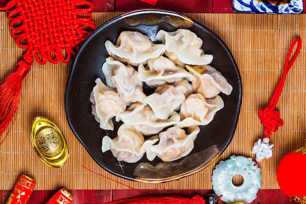 中国語のJiaozi新年の料理