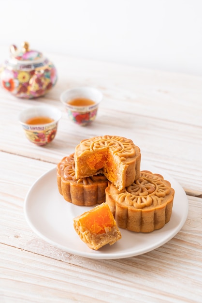 Chinese maancake durian en eigeelsmaak voor Mid-Autumn Festival