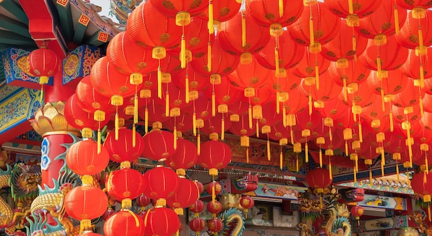 Foto lanterne cinesi del nuovo anno nella zonaxa della città vecchia