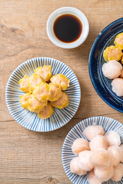 chinese shrimp steamed dumpling 