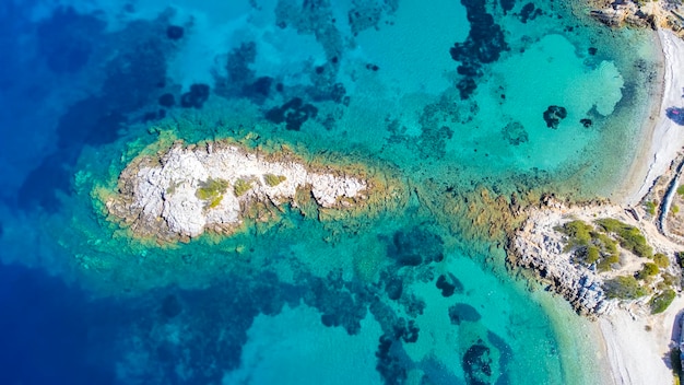 キオス島 - ギリシャ。島の西側にあるディディマまたはディディマ ビーチ (文字通り「双子」) ビーチ