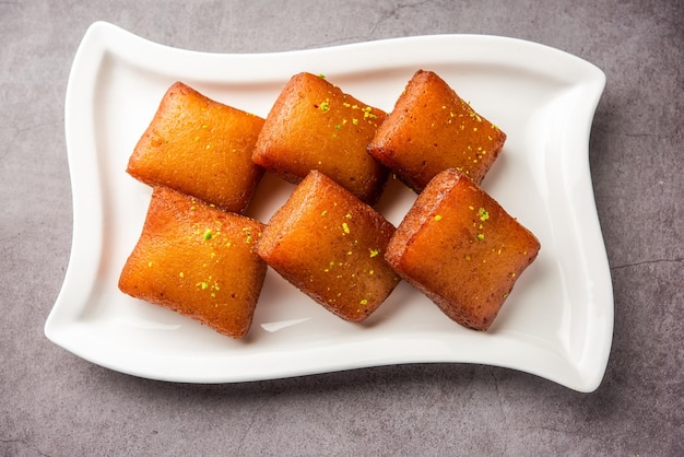 Chitrakoot chitrakut is bengali indian sweet made from paneer flour semolina khoya sugar