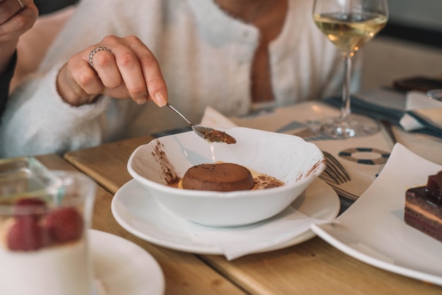 Chocolade coulant op vanille biscuit