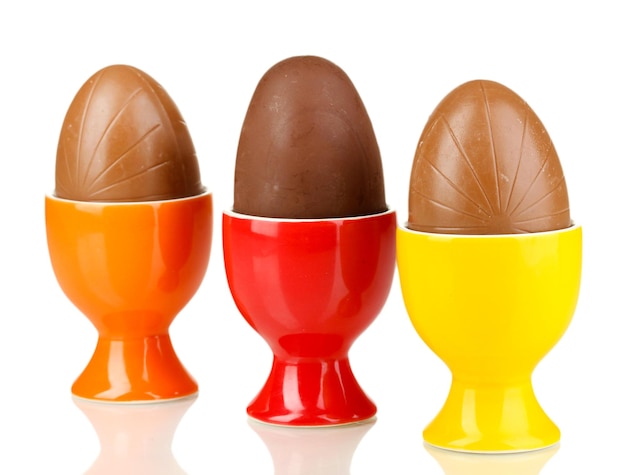 Chocolade-eieren geïsoleerd op wit
