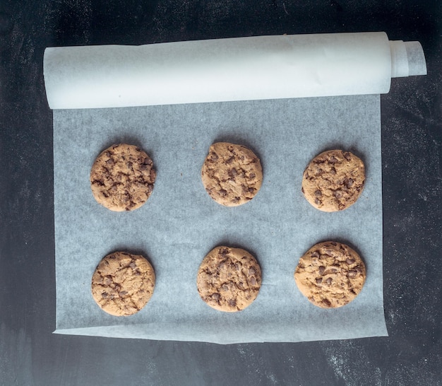 Chocolade koekjes bakken